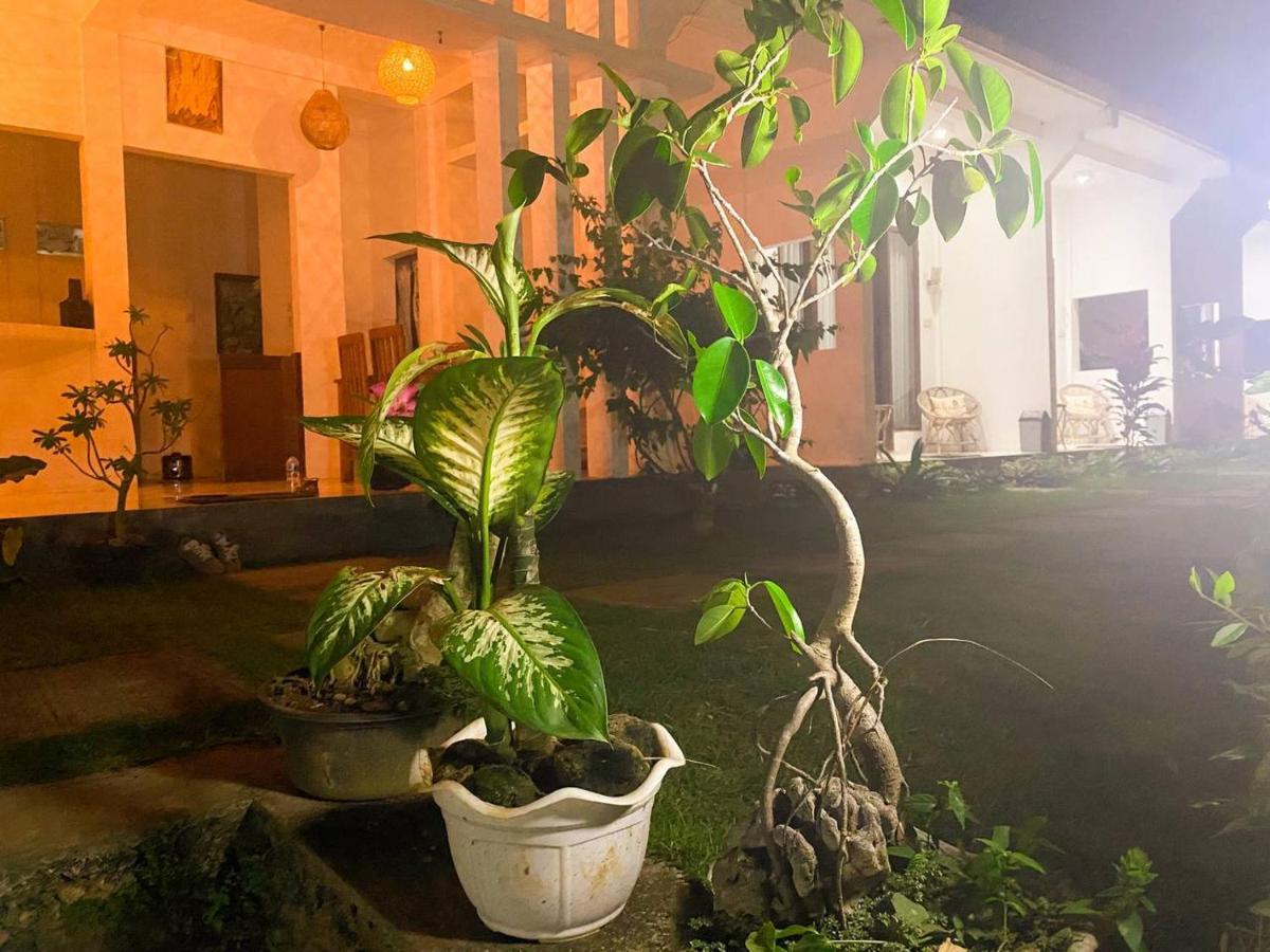 The Hill View Lombok Hotel Kuta  Exterior foto